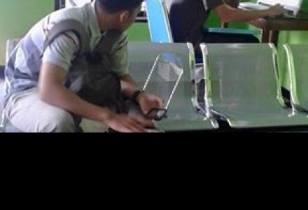 Mengakses lowongan kerja di Pojok net