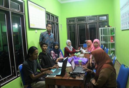 Penyempurnaan Profil Desa Murtigading 100%, 18 Relawan Desa mesam - mesem guncangkan arsy