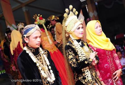 Berbagai Stand dan pentas seni umum ramaikan Sanden Fair