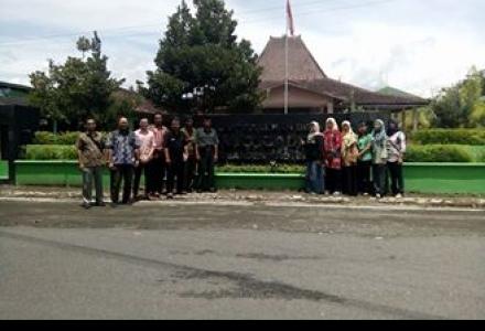 Ekonomi, Pembangunan dan SID