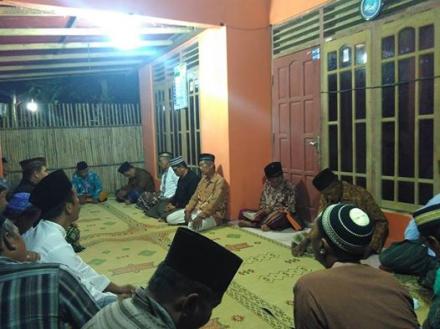 Warga Bongoskenti Rutin Pengajian pada Malam Jum'at