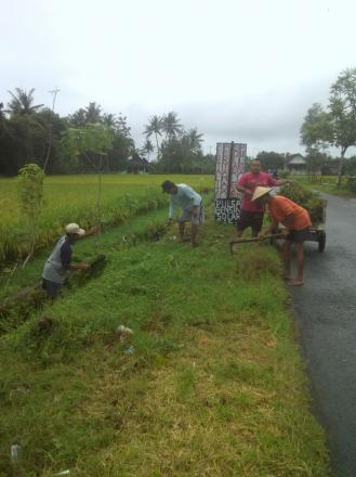 Gotong Royong Gropyok Sampah di Mayungan 2