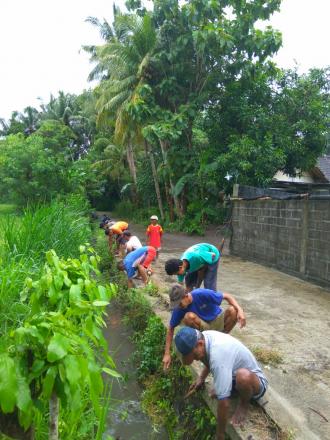 Gotong Royong Gropyok Sampah di Kurahan 2