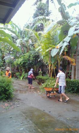 Gotong Royong Gropyok Sampah di Pucanganom 2