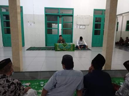 Pengajian di Masjid Mayungan