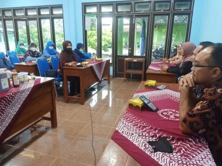 Audensi dan Monev Kegiatan Pengabdian Masyarakat dari LPPM UAD Yogyakarta
