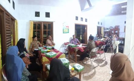 Musyawarah Dusun di Pedukuhan Piring I