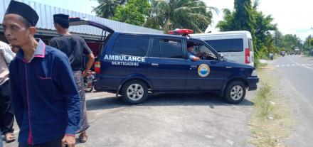 Layanan ambulance untuk warga