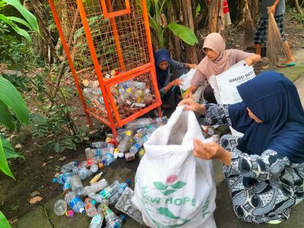 Pilah Sampah RT 4 Kurahan 2